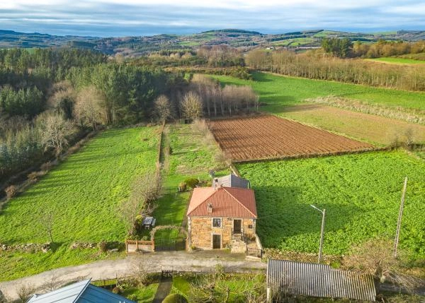 Galicia, Lugo, Taboada, casa de campo, vista area 4