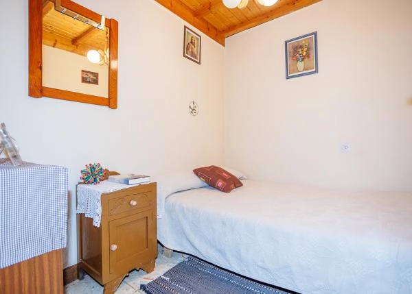 Galicia, Lugo, Taboada, casa de campo, habitacion 2