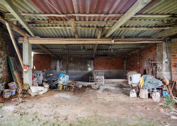 Galicia, La Coruña, Irixoa, country house, barn 