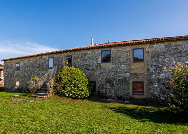 1653-Galicia, Lugo, Chantada, rural tourism casa de Portomene, exterior 3