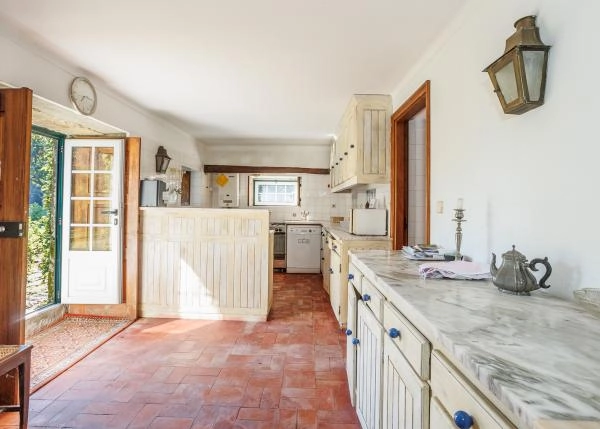 Portugal, Viana do Castelo, country house, kitchen 2