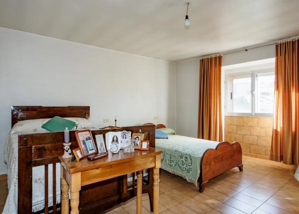 Galicia, Pontevedra, Vila de Cruces, Country house, bedroom 1