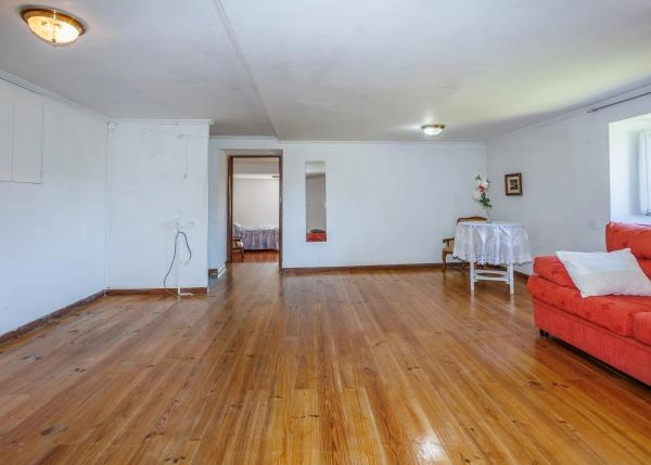 Galicia, La Coruña, SanSadurnino country house.living room 2