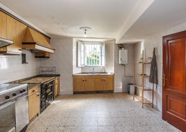 Galicia, La Coruña, SanSadurnino, country house, kitchen 1