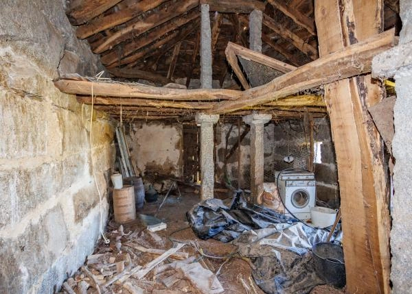  Galicia, Lugo, Corgo, casa de campo, galpon 2