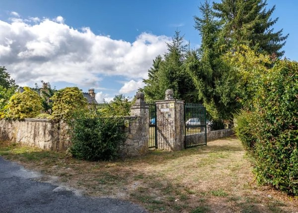 Galicia, Lugo, Outeiro de Rei, casa de campo, puerta principal
