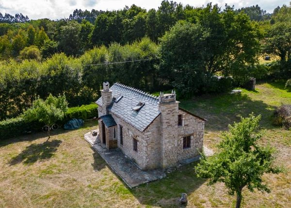 Galicia, Lugo, Outeiro de Rei, casa de campo, vista area 2