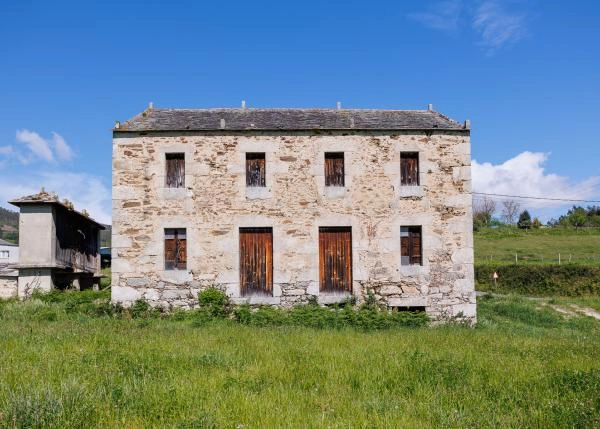 Galicia, Lugo, Valadouro, Country house, seen from fields 2