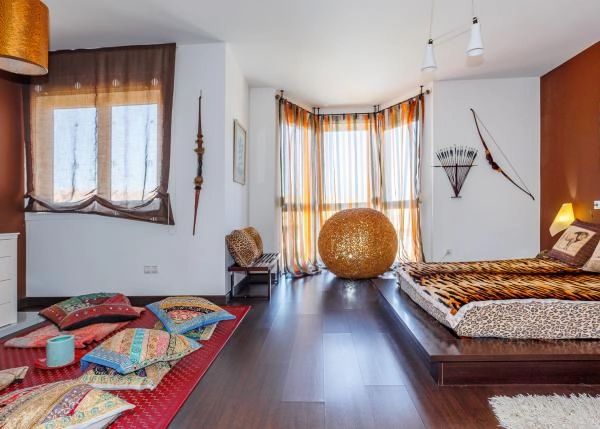 1732 4 Bedroom house Laxe interior