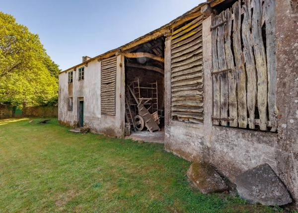  Galicia, la Coruña, Curtis, Country house,  employees house 2 