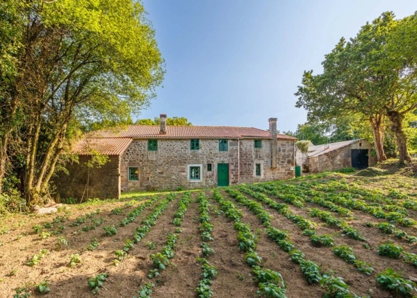 Galicia, la Coruña, Curtis, Casa de campo, huerta