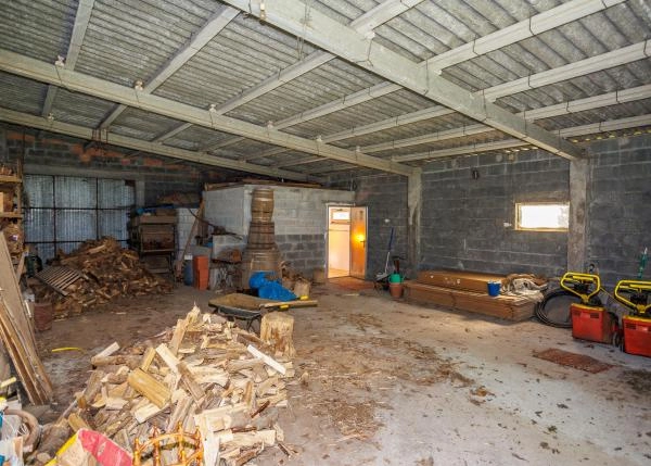 Galicia, la Coruña Touro, Country House, barn 1