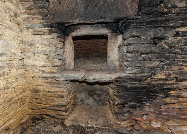1758-Galicia, Lugo, Damil, country house, oven 