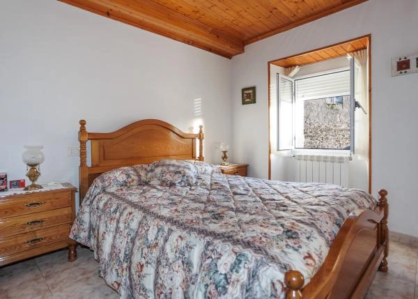 Galicia, Lugo, Os Ancares, casa de campo, habitacion 5