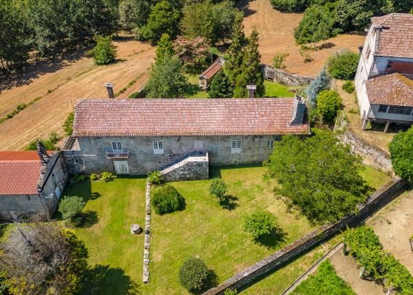 Galicia, Pontevedra, Cervillon, Pazo, arial view 1