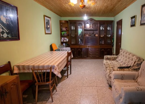  Galicia, Lugo, Vilalba ,Turbelas, chalet, comedor             