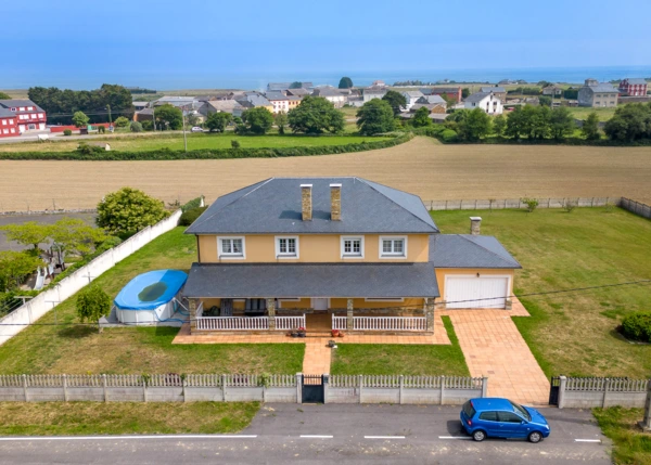 Galicia, Lugo, Barreiros, country house, arial view 1