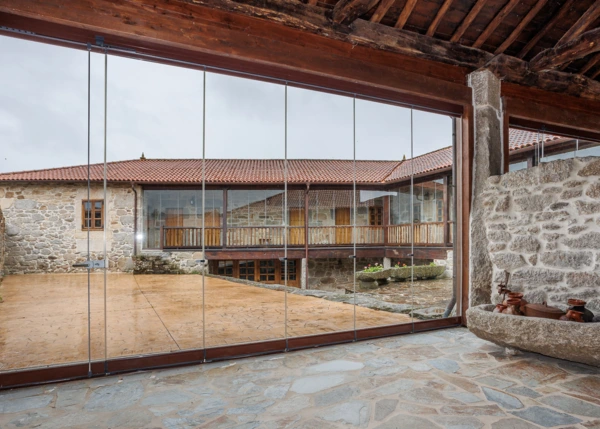 1787- Galicia, Lugo, Taboada, casa de campo patio 2