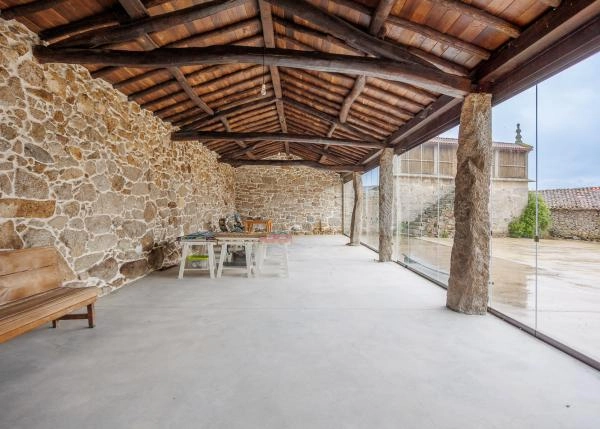 Galicia, Lugo, Taboada, casa de campo zona acristalada