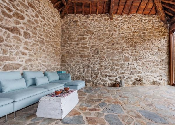 Galicia, Lugo, Taboada, salon acristalada casa de campo