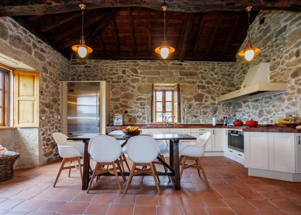  Galicia, Lugo, Taboada, casa de campo cocina