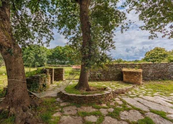 1793-Galicia, Arzua, Pazo, jardin trasera 