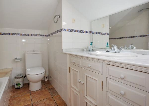 1793-Galicia, Arzua, Pazo, baño 1