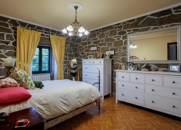Galicia, Lugo, Guitiriz, bedroom 1