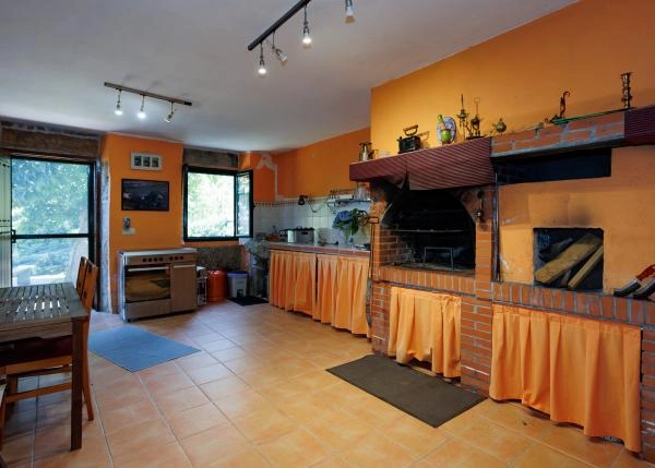 Galicia, Lugo, Guitiriz, kitchen 3