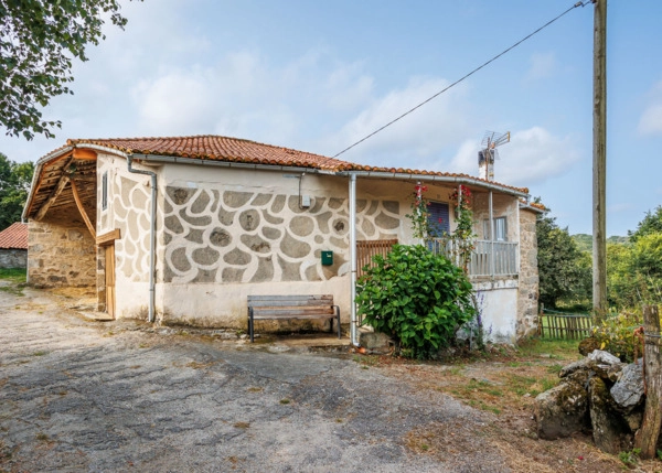 25-GCH-1805-Montederramo-casa-labanza-piedra-64d0d3d1b7a27