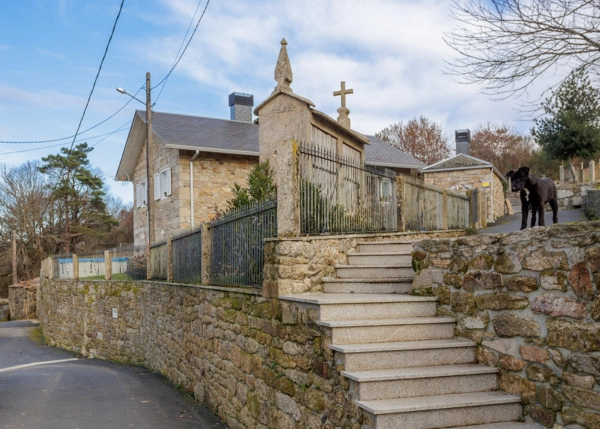 Galicia, Pontevedra, Rodeiro, country house, street view