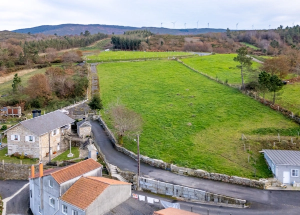 Galicia, Pontevedra, Rodeiro, country house, field above house