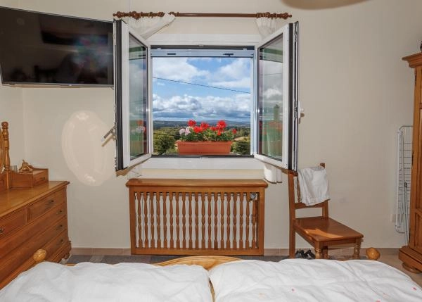  Galicia, Pontevedra, Rodeiro, country house, bedroom 1
