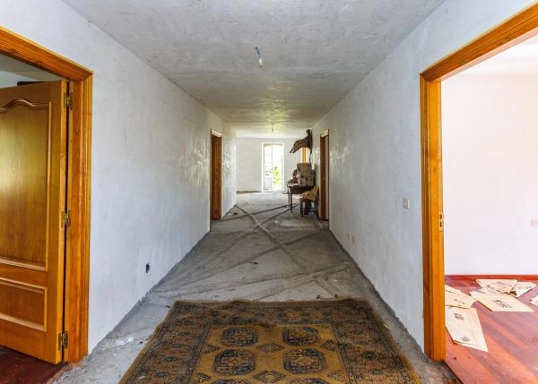  Galicia, Lugo, Picato, casa de campo, pasillo en obras