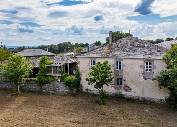  Galicia, Lugo, Picato, casa de campo,  vista area 2