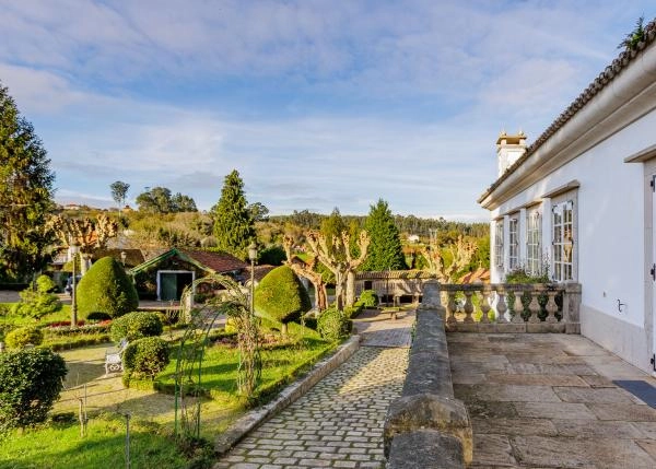 Galicia, La Coruña, Bergondo,  Pazo de Armuño, terraza