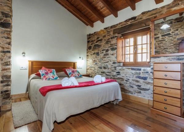 Galicia, Lugo, Pobra de Brollon, Pueblo, habitacion 7