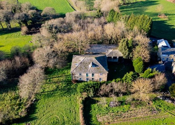 Galicia, Lugo, Begonte, casa de campo, vista area 5