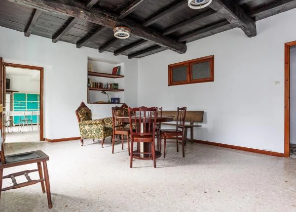 Galicia, Lugo, Guitiriz, casa de campo, comedor