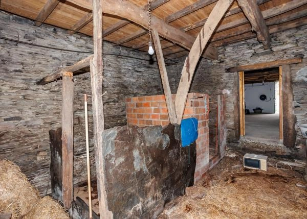 Galicia, Lugo, Guitiriz, casa de campo, cuadras de animales