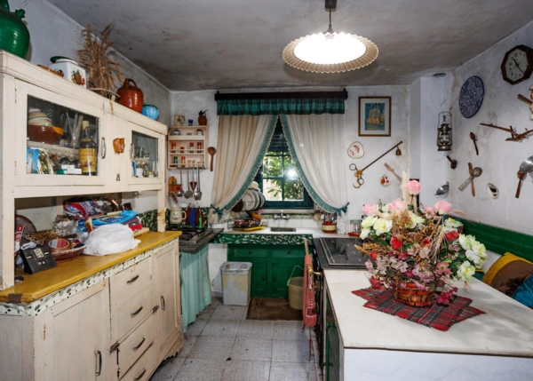 Galicia, Coruña, san Sadurniño, country house, kitchen