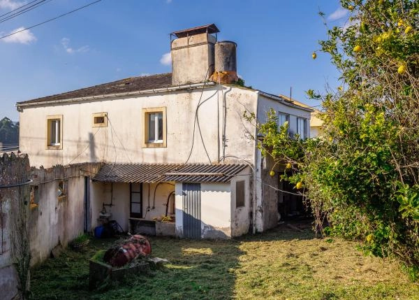  Galicia, Coruña, Ortiguiera, Country house, garden