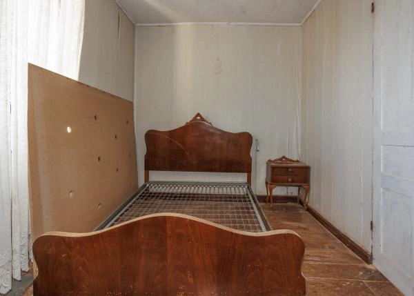 Galicia, Coruña, Ortiguiera, Country house bedroom 3