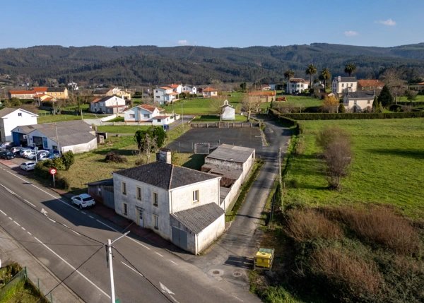  Galicia, Coruña, Ortiguiera, Country house arial view