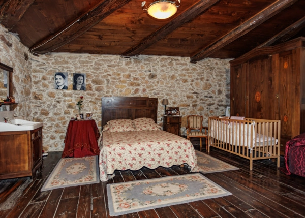 133-Oural-65fca85a58035