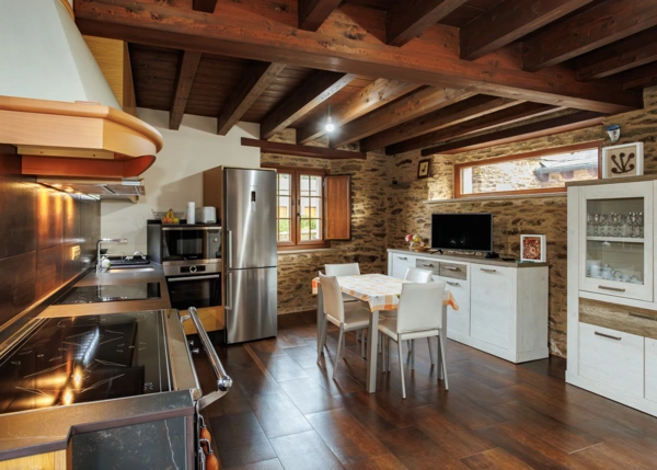 Galicia. Coruña,Mañon, country house, kitchen 1