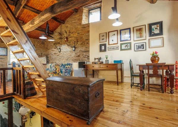 1972-Galicia, Coruña, As Pontes, casa rustica, planta superior 1