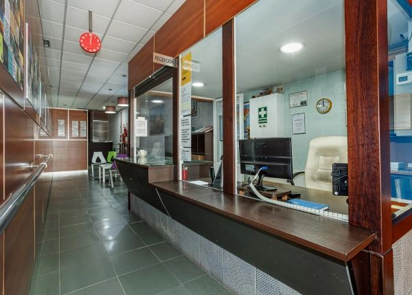 1975-Galicia, O Pino, pilgrims hostal, office 1