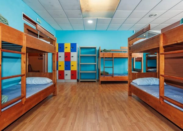 1975-Galicia, O Pino, pilgrims hostal, bedroom 3