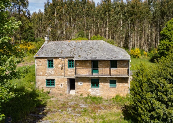 1984-Galicia, Lugo, Country house, arial view 2